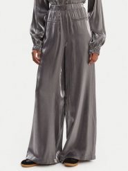 Liu Jo Sport Spodnie materiałowe TA6005 T322A Szary Relaxed Fit. Szare spodnie sportowe damskie Liu Jo Sport, xl, bez wzorów, z materiału. Za 689.99 zł.