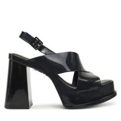 Sandały Melissa. Czarne sandały damskie Melissa, bez wzorów, bez obcasa, na słupku, bez zapięcia. Za 319.99 zł.