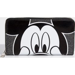 Portfel Mickey Mouse - Czarny. Czarne portfele damskie Sinsay, z motywem z bajki. Za 29.99 zł.