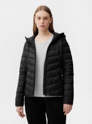 4F Kurtka puchowa z wypełnieniem syntetycznym damska S. Czarne kurtki damskie 4f, s, bez wzorów, z puchu, bez kaptura. Za 369.99 zł.
