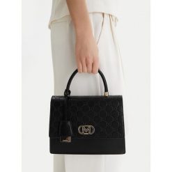 Torebka MEXX. Czarne torebki do ręki damskie Mexx, bez wzorów, bez dodatków. Za 199.99 zł.