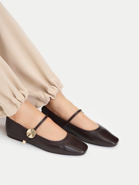 MEXX Baleriny EO-CC2553-1 Brązowy ciemny. Brązowe baleriny damskie Mexx, bez wzorów, ze skóry, bez obcasa. Za 269.99 zł.