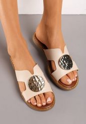 Beżowe Wsuwane Klapki z Ekoskóry z Okrągłą Klamrą Arlevia. Brązowe klapki damskie Renee, bez wzorów, eleganckie, bez obcasa, na obcasie. Za 99.99 zł.