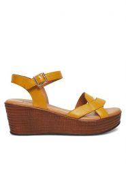 Lasocki Sandały WI16-NYASA-03 Żółty. Żółte sandały damskie Lasocki, bez wzorów, ze skóry, bez obcasa, na koturnie, bez zapięcia. Za 143.99 zł.