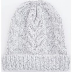 Czapka - Jasny szar. Szare czapki i kapelusze damskie Reserved. Za 39.99 zł.