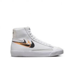 Buty do chodzenia damskie Nike Blazer Mid. Białe obuwie sportowe damskie Nike, bez wzorów, z gumy, trekkingowe. Za 369.00 zł.