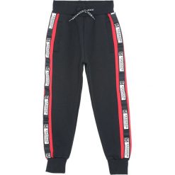 Czarne Spodnie Dresowe Heated. Czarne spodnie sportowe dla chłopców Born2be, z dresówki. Za 59.99 zł.