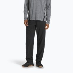 Spodnie treningowe męskie Reebok Id Train Woven Unlined. Czarne buty sportowe męskie REEBOK FITNESS, m, bez wzorów, na fitness i siłownię. W wyprzedaży za 163.55 zł.