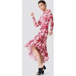 NA-KD Boho Siateczkowa sukienka z długim rękawem - Multicolor. Sukienki damskie marki NA-KD Boho. W wyprzedaży za 97.18 zł.
