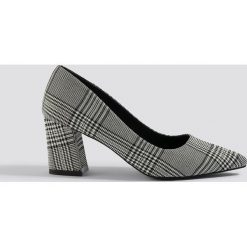 NA-KD Shoes Czółenka w kratkę na słupku - Grey,Multicolor. Czółenka damskie marki bonprix. W wyprzedaży za 80.97 zł.