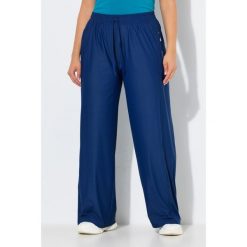 Damskie Funkcyjne spodnie treningowe szerokie nogawki elastyczny pas. Niebieskie spodnie sportowe damskie Ulla Popken, plus size, bez wzorów, z elastanu, trekkingowe. Za 279.99 zł.