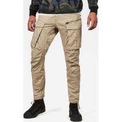 G-Star Raw - Spodnie Rovic Zip 3D. Spodnie materiałowe męskie marki G-Star Raw. W wyprzedaży za 369.90 zł.