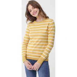 Żółty Sweter Meghan. Żółte swetry damskie Born2be, na jesień, m, bez wzorów, klasyczne, bez kołnierzyka, bez ramiączek, długie, bez kaptura. Za 69.99 zł.