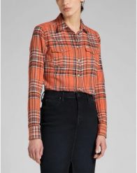 LEE REGULAR WESTERN SHIR DAMSKA KOSZULA MATERIAŁOWA Z DŁUGIM RĘKAWEM MATERIAŁ LOGO DESERT ORANGE L45SXGOB 112140160. Pomarańczowe bluzki damskie Lee, l, bez wzorów, z materiału, bez kołnierzyka, bez ramiączek. Za 129.99 zł.