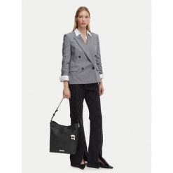 Torebka KARL LAGERFELD. Czarne torebki do ręki damskie KARL LAGERFELD, bez wzorów, klasyczne, bez dodatków. Za 849.99 zł.