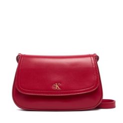 Torebka Calvin Klein. Czerwone listonoszki damskie Calvin Klein, bez wzorów, bez dodatków. Za 409.99 zł.