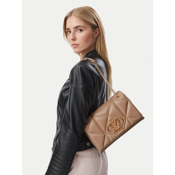 Torebka LOVE MOSCHINO. Brązowe torebki do ręki damskie Love Moschino, bez wzorów, klasyczne, bez dodatków. Za 1,029.00 zł.