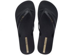 Klapki japonki damskie Ipanema Bossa Soft V. Czarne klapki damskie Ipanema, bez wzorów, z materiału, bez obcasa. Za 89.00 zł.