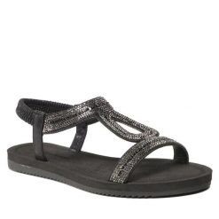 Sandały Clara Barson. Czarne sandały damskie Clara Barson, bez wzorów, bez obcasa, na płaskiej podeszwie, bez zapięcia. Za 99.99 zł.