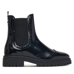 Sztyblety Barbour. Czarne botki damskie Barbour, bez obcasa, na płaskiej podeszwie, bez zapięcia. Za 879.99 zł.
