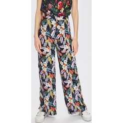 Answear - Spodnie City Jungle. Legginsy damskie marki ANSWEAR. W wyprzedaży za 59.90 zł.