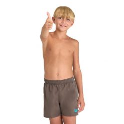 Szorty chłopięce spodenki kąpielowe na basen plażę Arena Beach Boxer. Niebieskie kąpielówki dla chłopców Arena, bez wzorów, z materiału, klasyczne. Za 81.98 zł.