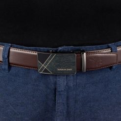 Pasek męski skórzany klamra automatyczna ciemny brąz Beltimore A46 : Kolory - brązowy, beżowy, Rozmiar pasków - r.105-120 cm. Brązowe paski damskie bez wzorów, ze skóry, wizytowe. Za 64.99 zł.