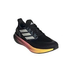 Buty do biegania Kobieta Adidas Pureboost 5 czarny. Czarne obuwie sportowe damskie Adidas, bez wzorów, do biegania. Za 553.65 zł.