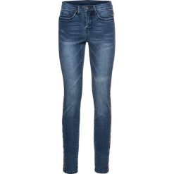 Dżinsy SkINNY z paskiem w deseń etno bonprix niebieski "stone”. Niebieskie jeansy damskie bonprix. Za 159.99 zł.