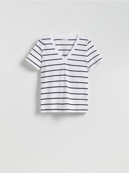 T-shirt regular z dekoltem V - wielobarwny. T-shirty damskie Reserved, l, bez wzorów, z bawełny, bez kołnierzyka. Za 35.99 zł.