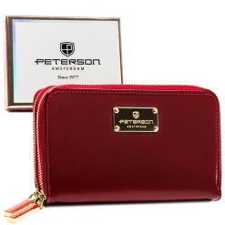 Czerwony portfel damski średniej wielkości na suwak z lakierowanej skóry ekologicznej Peterson PTN 007-BC. Czerwone portfele damskie Peterson, bez wzorów, ze skóry ekologicznej. Za 69.00 zł.