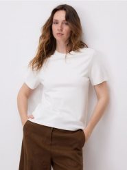 Bluzka z wiskozą - złamana biel. Bluzki damskie Reserved, l, bez wzorów, z dzianiny, bez kołnierzyka, bez ramiączek. Za 79.99 zł.