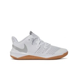 Buty siatkarskie NIKE UNISEX HYPERSPEED COURT SE 43. Białe obuwie sportowe damskie Nike, bez wzorów, trekkingowe. Za 289.99 zł.