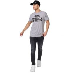 T-shirt o klasycznym kroju Lonsdale Logo. Szare koszulki sportowe męskie Lonsdale, bez wzorów, klasyczne, bez kołnierzyka. Za 149.50 zł.