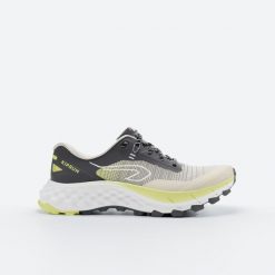 Buty do biegania w terenie męskie Kiprun MT Cushion 2. Brązowe buty sportowe męskie KIPRUN, z kauczuku, bez zapięcia, do biegania. Za 449.99 zł.