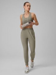 4F Spodnie treningowe szybkoschnące damskie - oliwkowe L. Brązowe spodnie sportowe damskie 4f, l, bez wzorów, na fitness i siłownię. Za 179.99 zł.