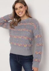 Ciemnoszary Sweter z Wełną w Paski o Fakturze Imitującej Pióra Lazina. Szare swetry damskie Born2be, bez wzorów, z wełny, eleganckie, bez kołnierzyka, bez ramiączek, długie, bez kaptura. Za 49.99 zł.