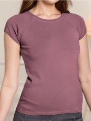Koszulka - fioletowy. Fioletowe t-shirty damskie Sinsay, l, bez wzorów, bez kołnierzyka. W wyprzedaży za 15.99 zł.