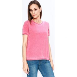 Only - Top. Różowe topy damskie Only, z bawełny, z okrągłym kołnierzem, z krótkim rękawem. W wyprzedaży za 34.90 zł.