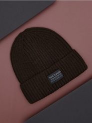 Czapka beanie - brązowy. Brązowe czapki i kapelusze męskie Sinsay, bez wzorów. Za 15.99 zł.