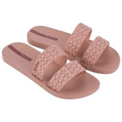 Klapki Ipanema Renda Ii 83243 AS023 różowe. Czerwone klapki damskie bez wzorów, z materiału, sportowe, bez obcasa. Za 144.65 zł.