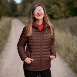 Kurtka damska puchowa lekka Alpinus Kiruna. Brązowe kurtki damskie Alpinus, na jesień, m, bez wzorów, z nylonu, z kapturem. Za 399.00 zł.