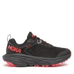 Buty do biegania Hoka. Czarne obuwie sportowe damskie HOKA, bez wzorów, z gore-texu, do biegania. Za 459.99 zł.