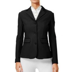 Damska kurtka konkursowa Equestrian Stockholm Classic. Czarne kurtki damskie EQUESTRIAN STOCKHOLM, m, bez wzorów, z materiału, bez kaptura. Za 1,668.70 zł.