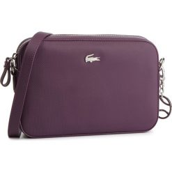 Torebka LACOSTE - Square Crossover Bag NF2532DC Winetasting 972. Listonoszki damskie marki Lacoste. W wyprzedaży za 479.00 zł.