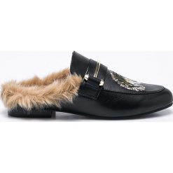 Steve Madden - Klapki King-P Mule. Klapki damskie Steve Madden. W wyprzedaży za 299.90 zł.