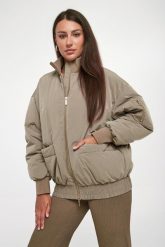 Kurtka damska bomberka ARMANI EXCHANGE. Kurtki damskie Armani Exchange, xs, bez wzorów, bez kaptura. Za 1,349.00 zł.