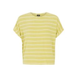 Koszulka damska Protest Adalia. Zielone koszulki sportowe damskie Protest, bez wzorów, bez kołnierzyka, bez ramiączek. Za 190.00 zł.