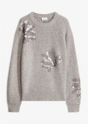 Sweter z aplikacją. Szare swetry damskie bonprix, z aplikacjami, bez kołnierzyka, bez ramiączek, długie, bez kaptura. Za 169.99 zł.