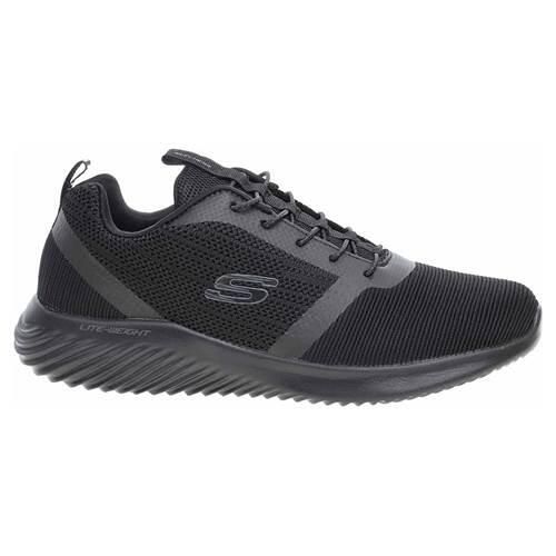 Buty do chodzenia męskie Skechers Bounder. Czarne buty sportowe męskie Skechers, z materiału, bez zapięcia, trekkingowe. Za 288.00 zł.